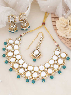 Neckless